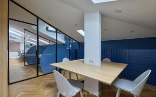 Birou amenajat | Mobilat si utilat | Cladire consolidata si renovata - Poză 19