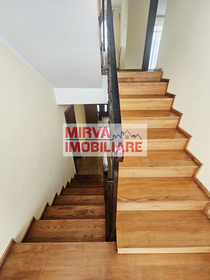 Vilă spațioasă Strejnicu S+P+1E+M, 8 camere, garaj, teren 595 mp - Poză 45