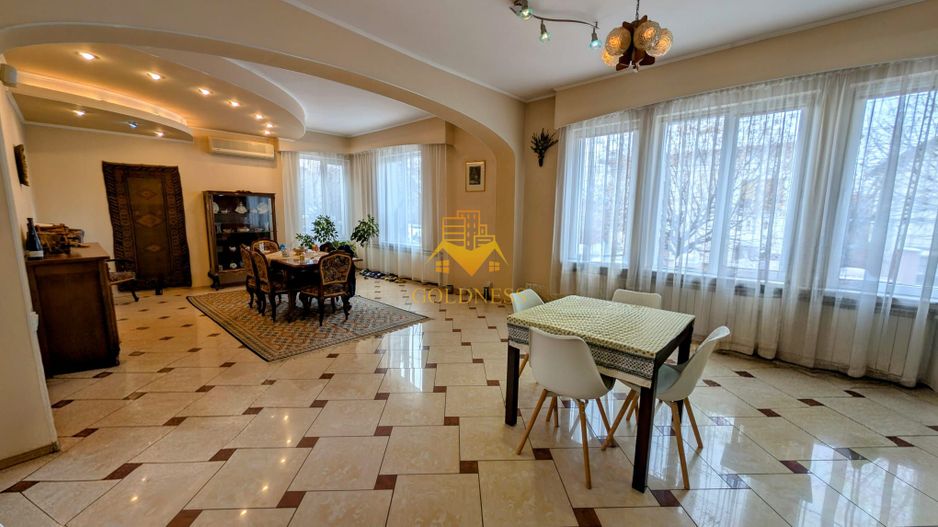 Vila, 6 Camere, 365 mp, 4 bai, Andrei Muresanu, Constantin Brancusi - Poză 5