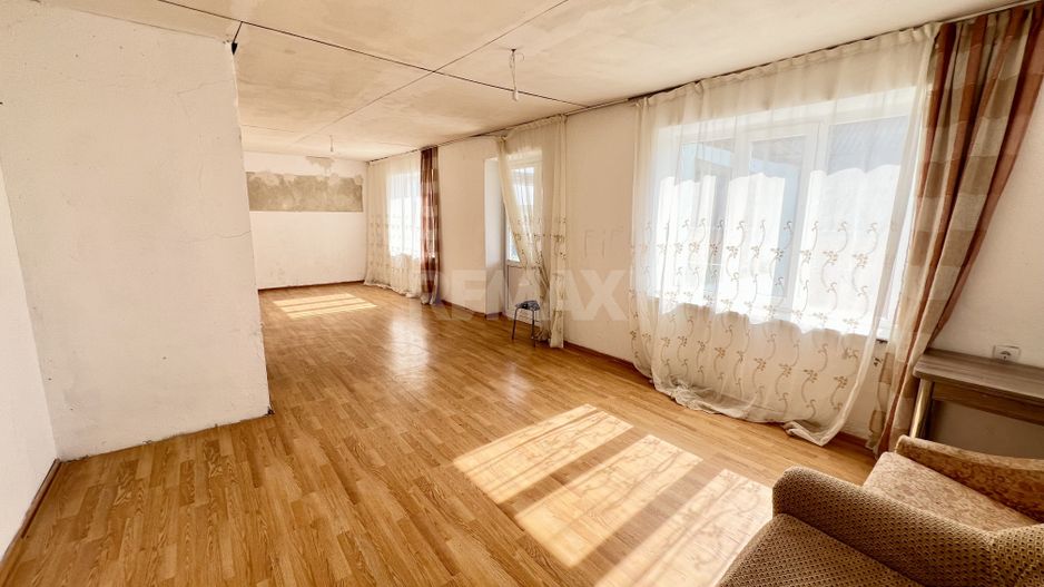 Casa în centrul or.Ialoveni - Poză 13