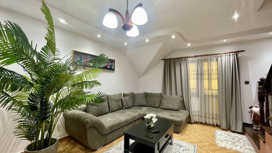 Apartament 3 camere | Etaj 4 + Mansarda | Radauti | Termen scurt/lung - Poză 1