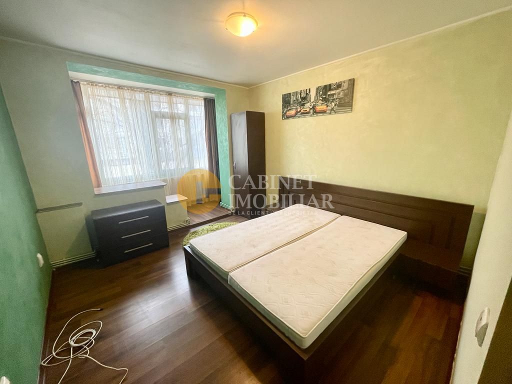 Apartament cu 3 camere decomandat - Etaj 1 - 67 mp - Podu Ros - Poză 1