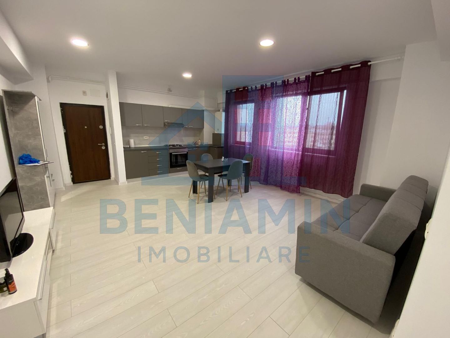 Apartament open space | Prima închiriere | Bloc nou | Zona Consul - Poză 1