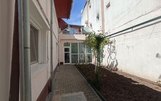 Casa spatioasa cu 7 camere, zona Bd. Brancoveanu, acces facil metrou - Poză 12