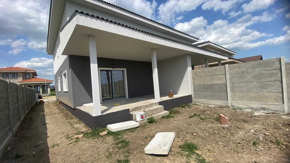 Giroc-Bld. Aviatiei | 5 camere | 3 bai | Bucatarie inchisa - Poză 2