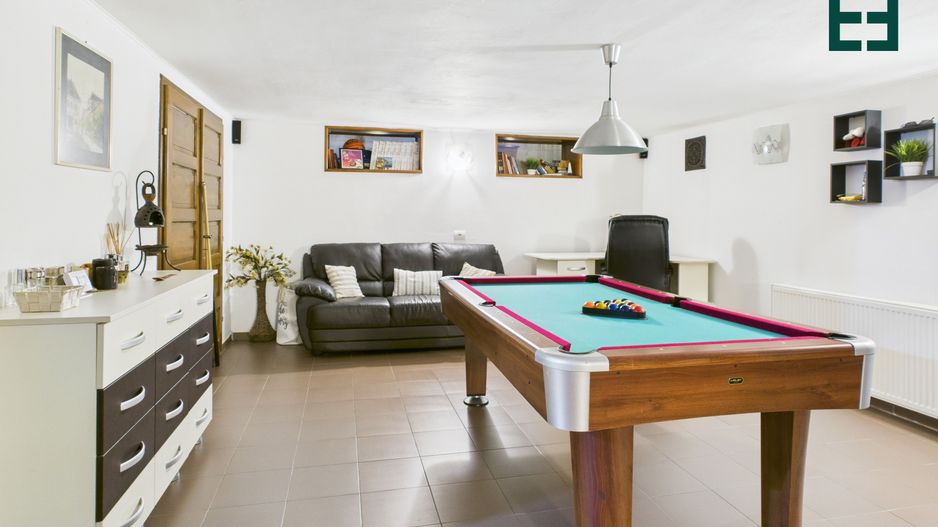 Vilă cu 6 camere - Zona Subcetate - Arad - Poză 32