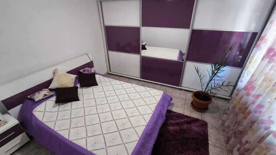 VIILE NOI - casa cu o curte generoasa disponibila imediat - Poză 8