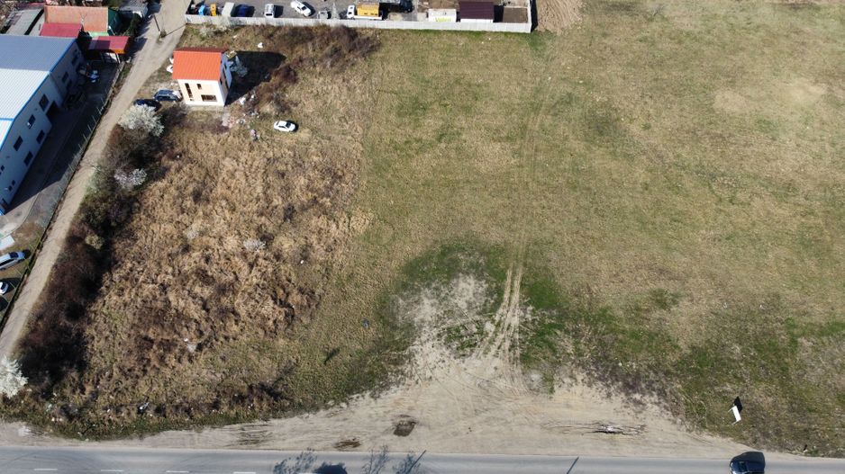 Teren intravilan 3.250 mp -zona Plopi - Poză 7