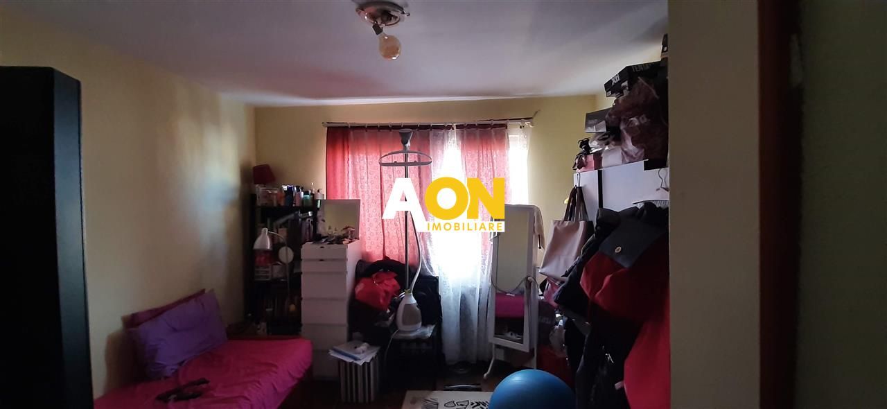 Apartament 3 camere Cetate - Poză 5