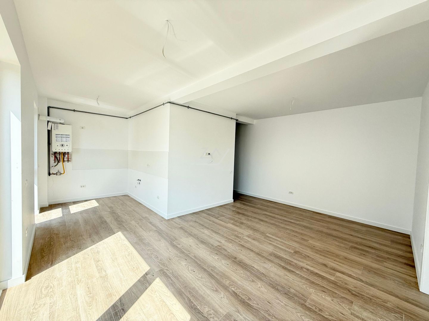 Comision 0! Etaj 1. Loc de parcare. Lift. - Poză 2