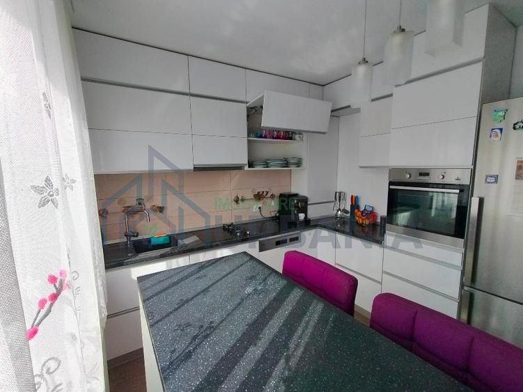 Casa tip duplex, 4 camere, parțial mobilată, Rediu - Poză 9
