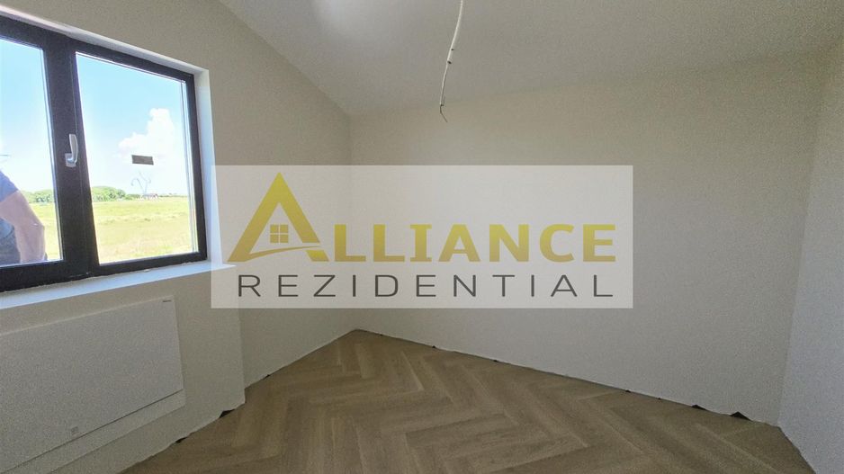 Vila str Miorita-4 camere-3 bai-2 dressinguri-beci - Poză 6