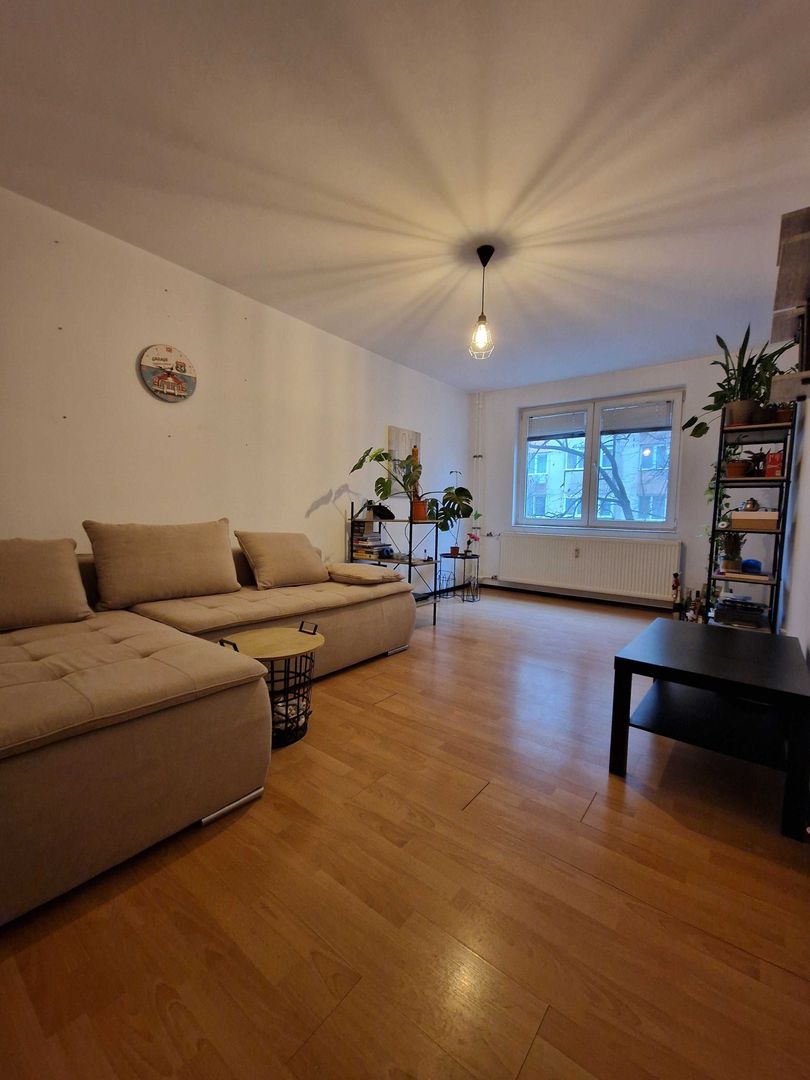 Apartament 3 camere - Poză 1