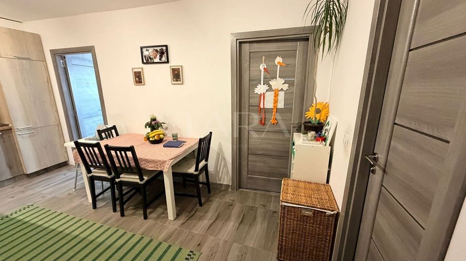 Apartament cu 2 camere și parcare – Baciu, zona Petrom. - Poză 2