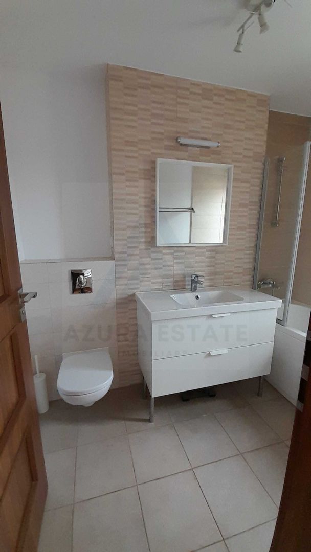 Apartament modern 3 camere 70 mp utili balcon 10 mp parcare in Strand - Poză 6