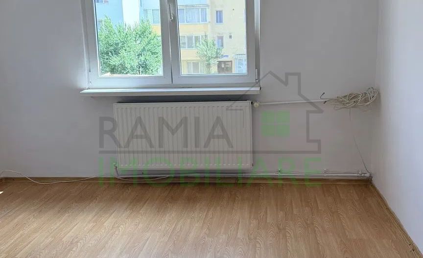 Garsonieră  luminoasă , Etaj 2 ,  Uzina 2 - Poză 5