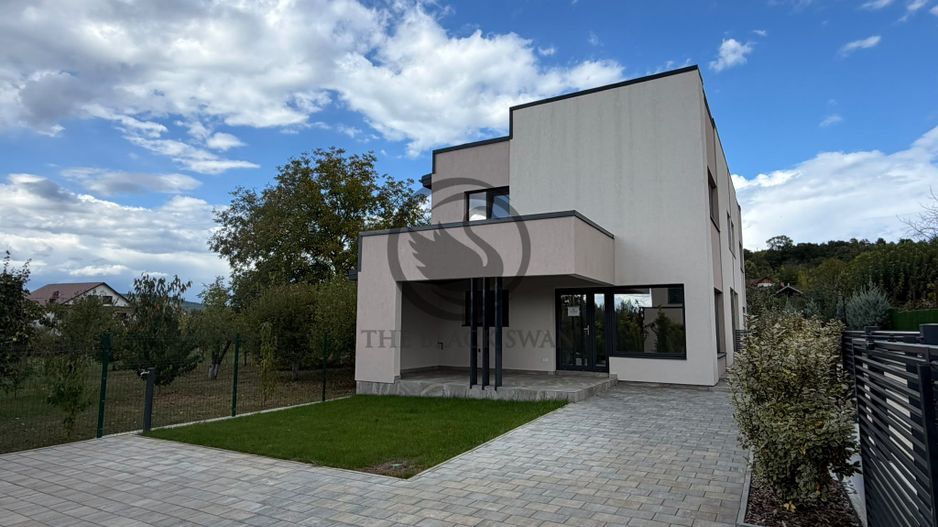 Casa de vanzare cu 4 camere | Premium | Nou | Moreni, Dambovita - Poză 7