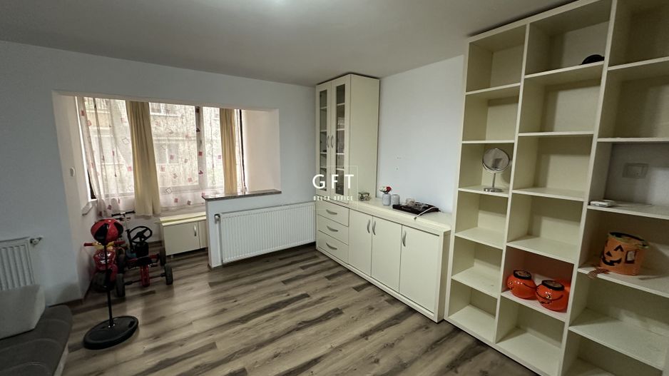Apartament 2 camere de vanzare, zona Lama - Poză 6
