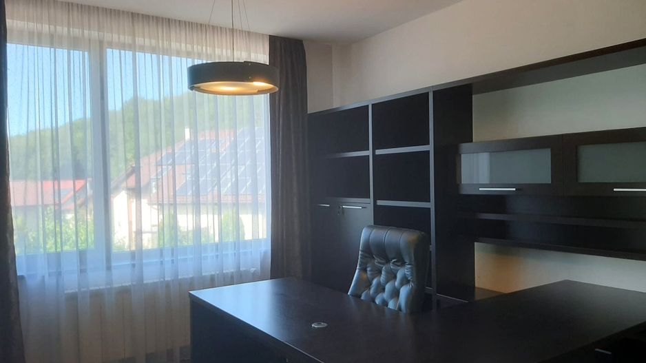 Vilă de lux cu vedere spectaculoasă spre Tâmpa  Green Valley zona Noua - Poză 8