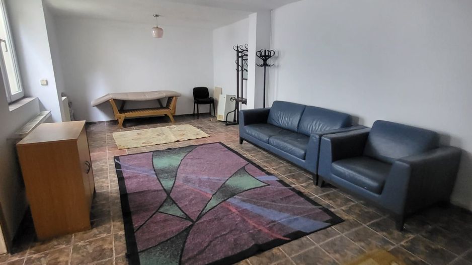 Casa tip vila mansardata, centrala si curte proprie, loc de parcare, 8min metrou - Poză 5