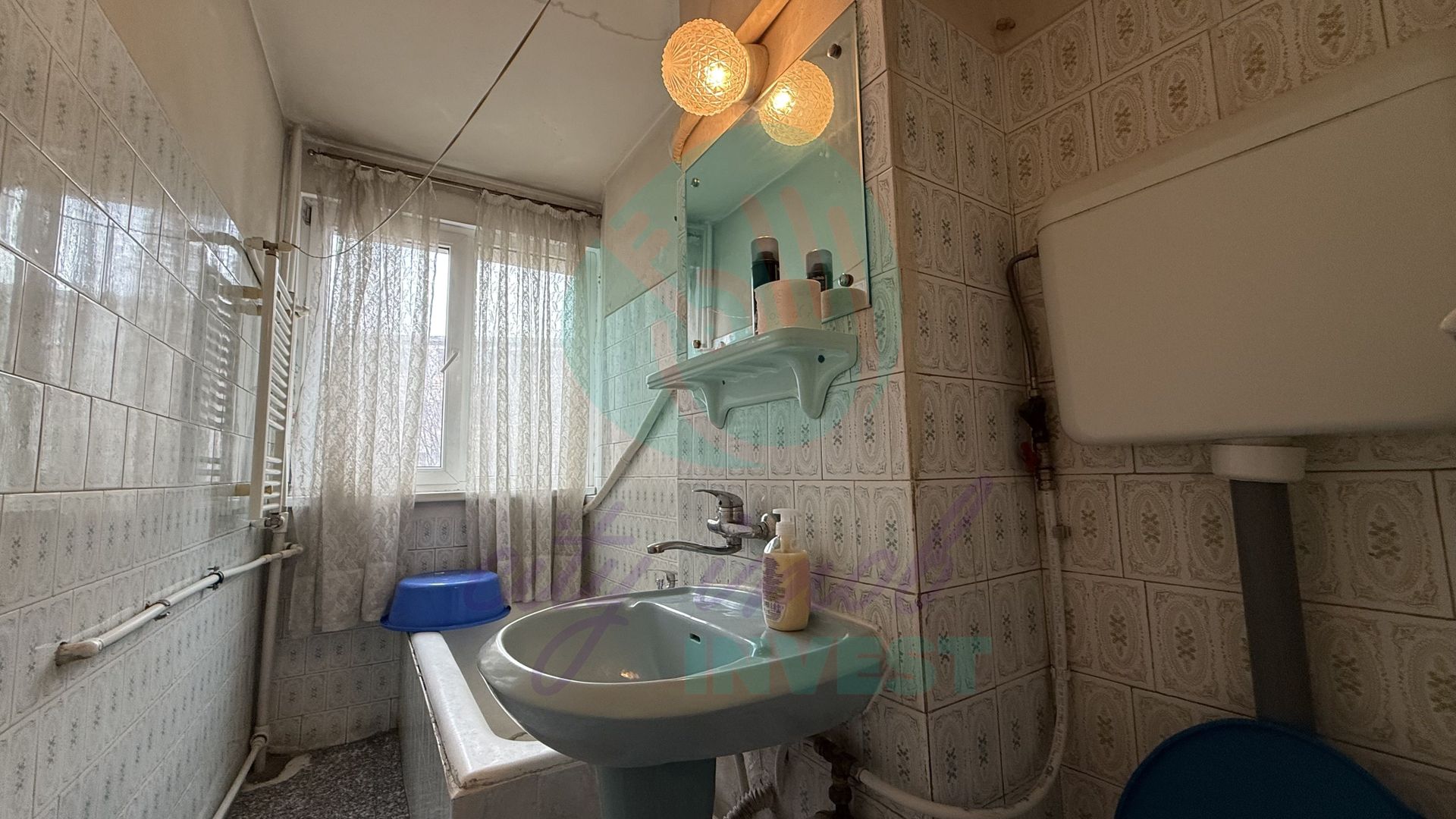 4 camere ultracentral | Universitate – Romană | Ideal locuire sau investiție - Poză 6