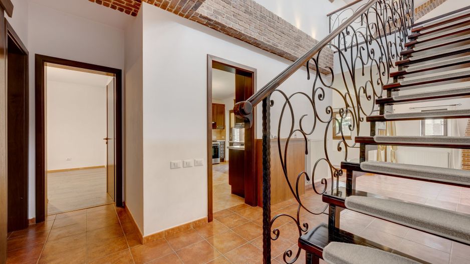 2 Vile individuale in Paradisul Verde P+M, caramida, ideal familii - Poză 68