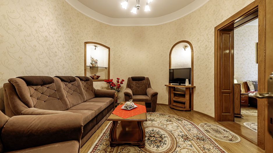 De închiriat apartament cu 2 camere central - Poză 5