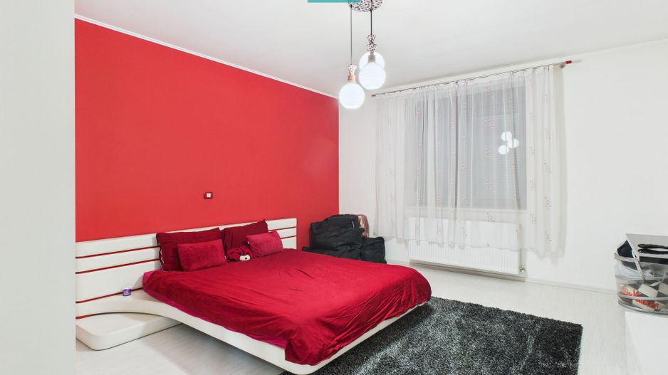 Casă modernă cu 2 corpuri, 5 camere în Pecica - Poză 4