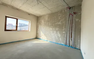 Duplex  cu suprafata utila generosa, pe o strada linistita! - Poză 13
