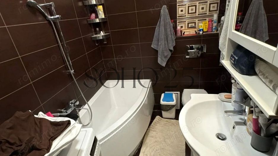 Universitate   Apartament 3 camere, terasă 18 mp, boxă mare 48 mp, mobilat complet - Poză 8