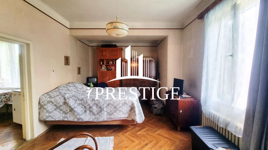 CASĂ INDIVIDUALĂ DE VÂNZARE S+P+E, 2 GARAJE, 777MP TEREN, ULTRACENTRAL - Poză 5