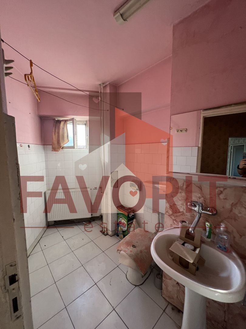 Oportunitate de cumpărare – Apartament 4 camere decomandat, zona Șagului - Poză 8