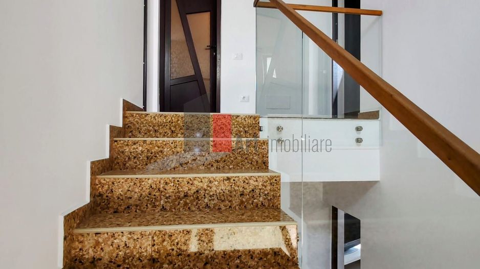 Vitan-Auchan - Vila P+2 - Libera - Poză 9