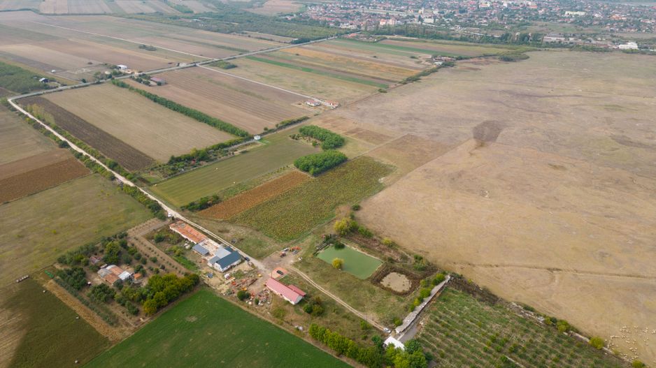 Casă cu teren 13 418 mp intravilan - Poză 21