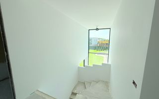 Vilă modernă de vânzare | 5 camere | Dumbrava Vlăsiei | Teren 750 mp - Poză 8