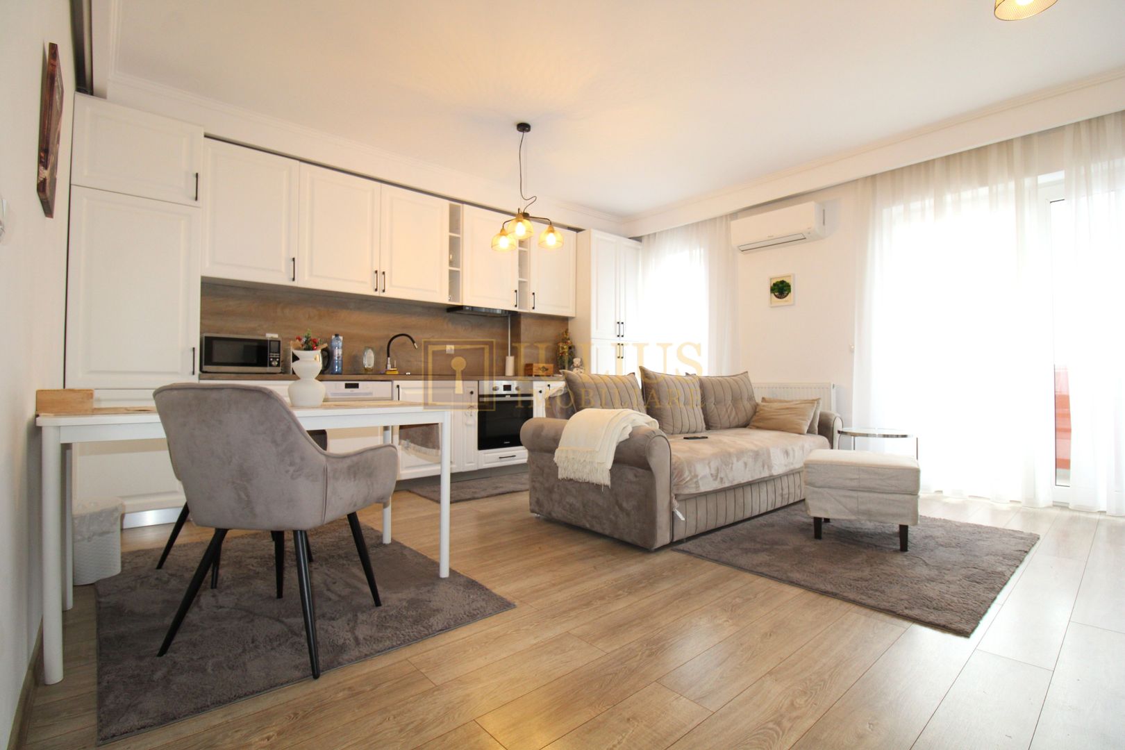 Torontal, 2 camere, centrala proprie - Poză 2