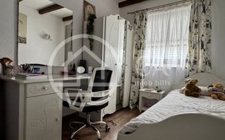 Casă de vânzare cu 6 camere in cartierul Tineretului, Oradea - Poză 13