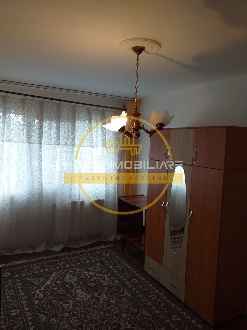 Apartament de inchiriast / 52mp/ zona Podu Ros - Poză 7