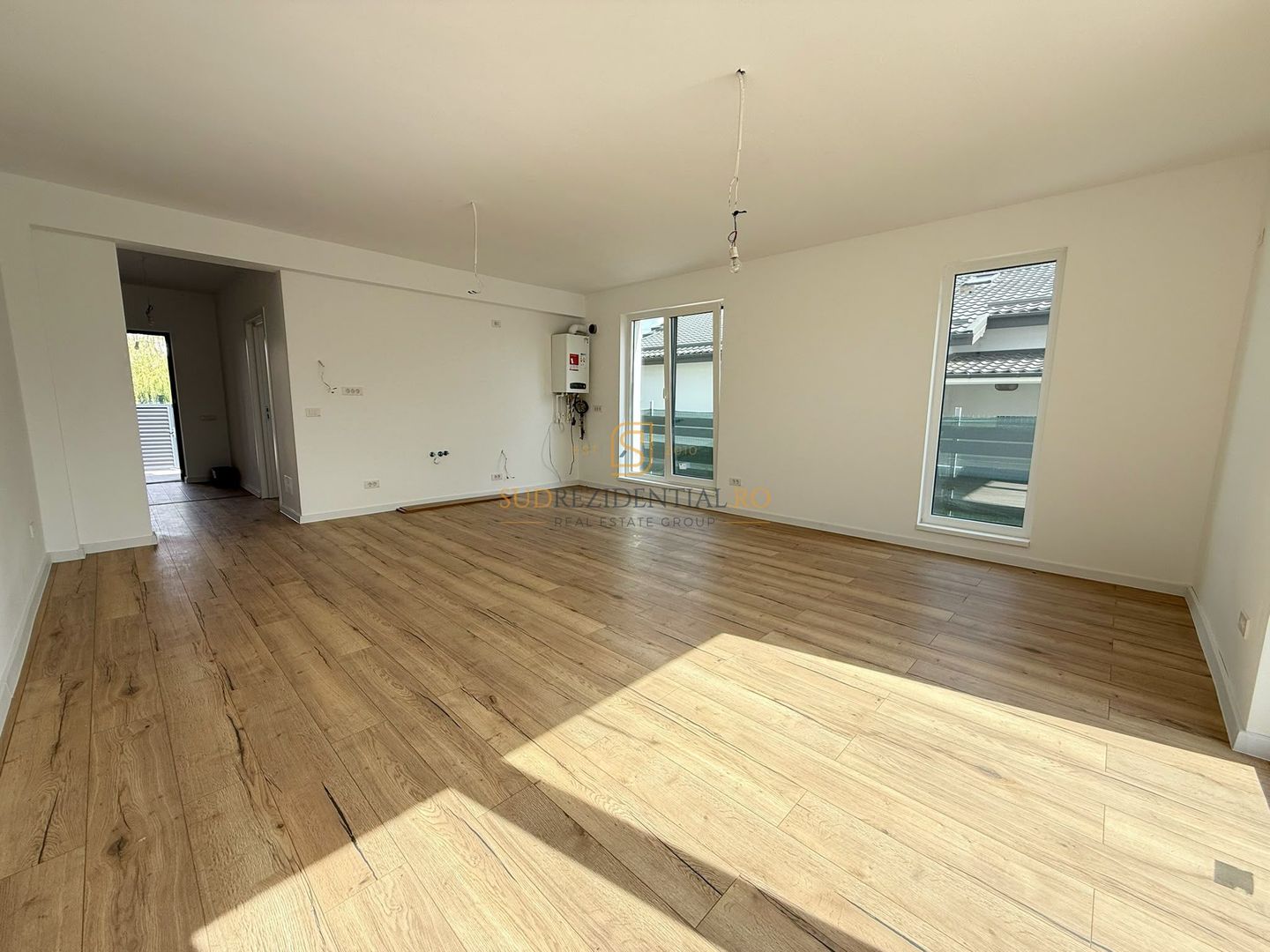 Casa 4 camere - curte 450 mp, str. Zanelor, Comuna Berceni, Ilfov - Poză 4