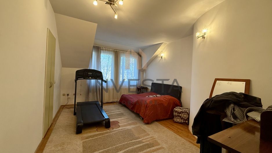 Casa de vanzare/Zona centrala/Ideală pt spatiu comercial/Gradinita - Poză 6