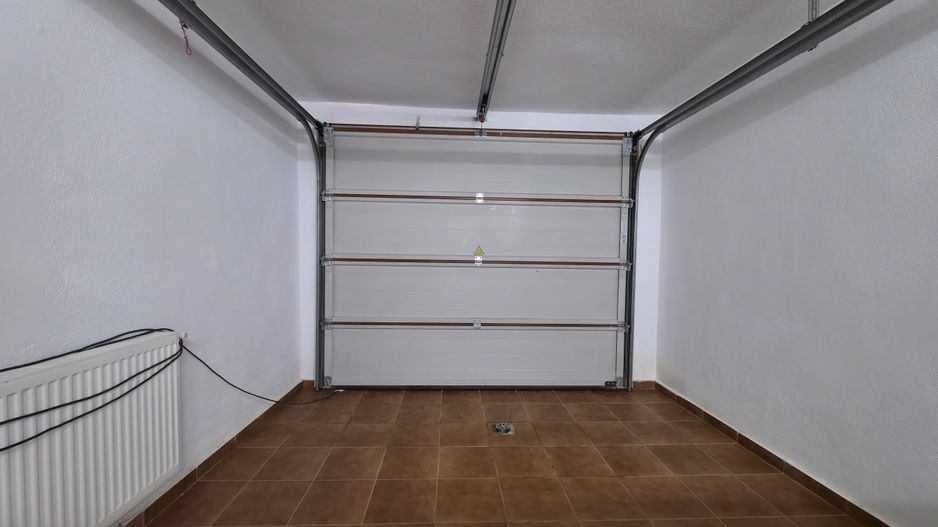 Vilă de inchiriat 5 dormitoare curte 300 m Iancu Nicolae Baneasa - Poză 17