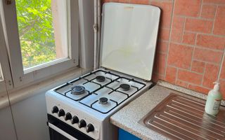 DE ÎNCHIRIAT: Apartament cu 3 camere | Cartierul Cornișa (Zona Zambara - Poză 12