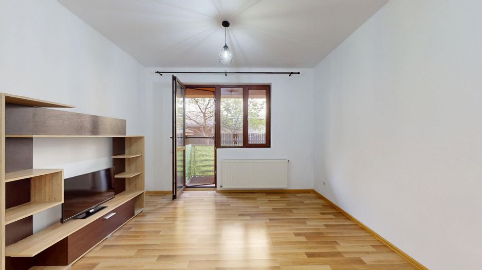 Apart. 2 cam. Parter cu Balcon + Parcare! Chiajna lângă Pădure ! - Poză 1