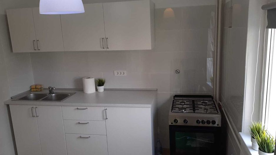De Inchiriat Apartament 2 camere Sebastian sector 5 - Poză 3