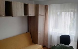 Apartament de inchiriat, 3 camere, decomandat, 2 bai, zona UMF - Poză 5