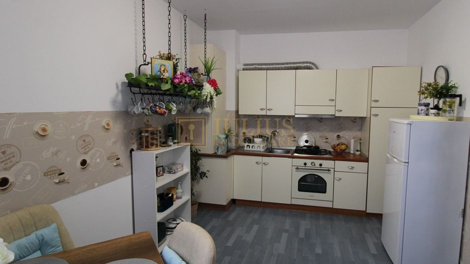 1 camera, acces la curte, zona liniștită, cheltuieli incluse -Dumbravita - Poză 10