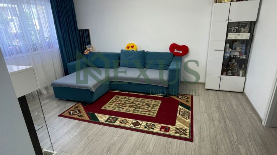 Apartament cu 2 camere, renovat complet, str.Libertății, Moinesti - Poză 4