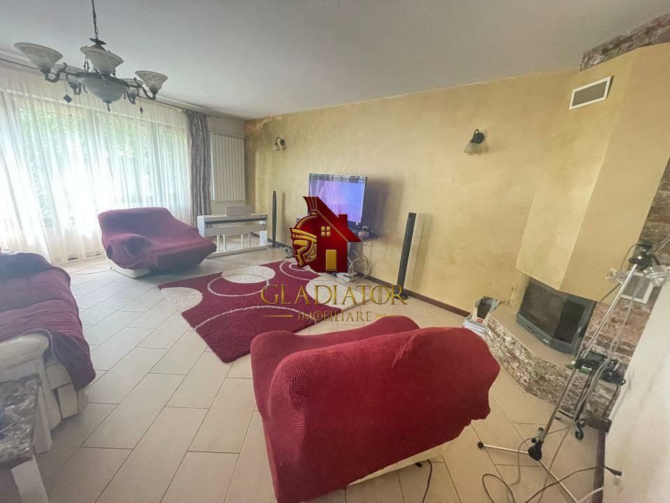 Vila Visan cu acces rapid si dinspre Hlincea, model deosebit, nu rata - Poză 4