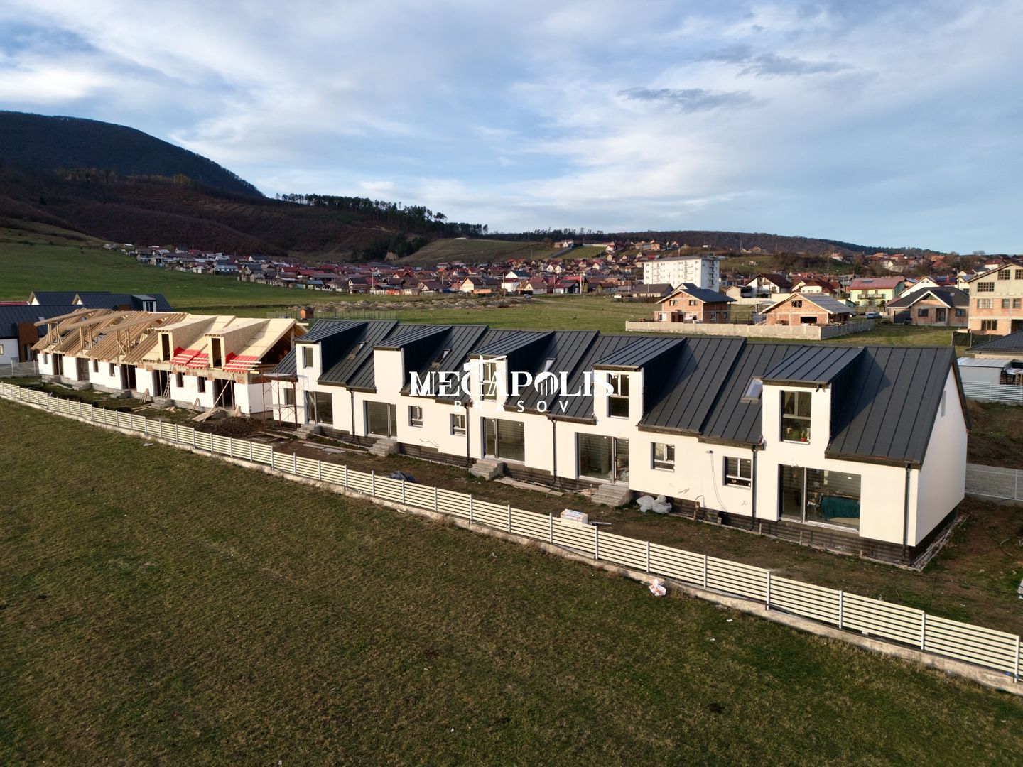 Casă / 2 camere / Codlea / Credit - Poză 26