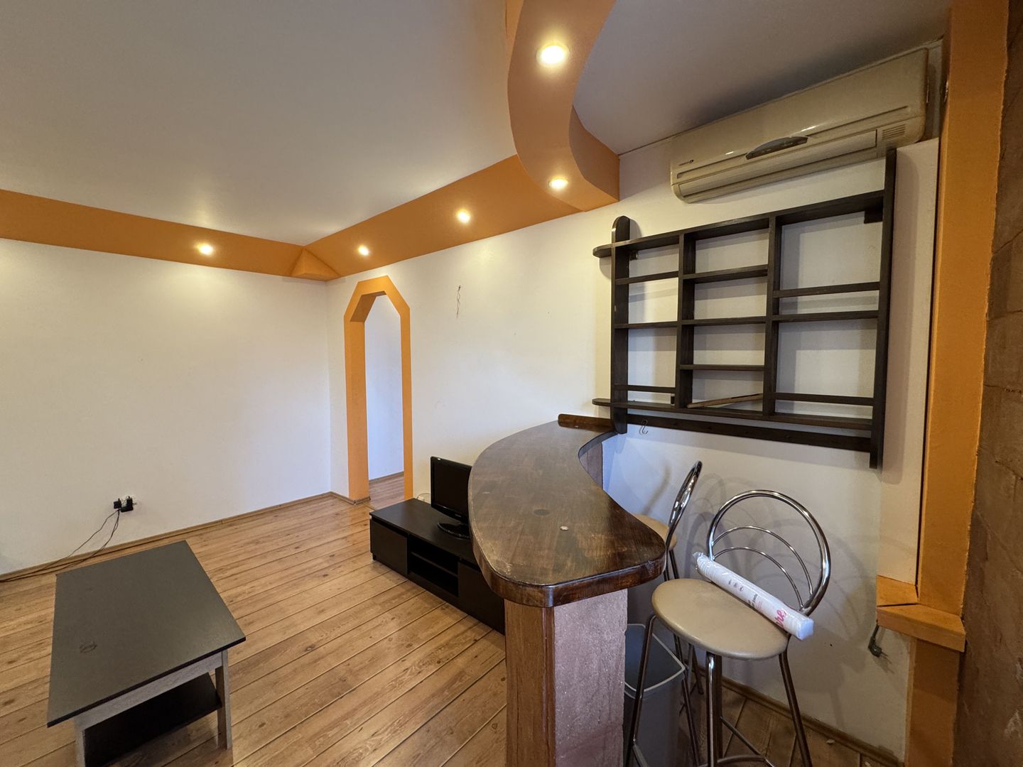 Apartament cu 3 camere in Astra, str Barbu Lautaru - Poză 3